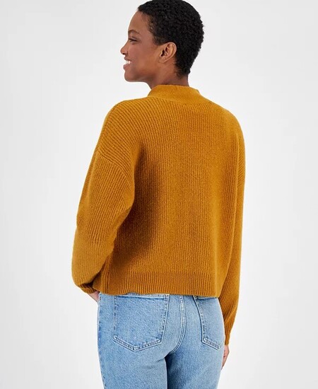 Macy's classic V neck cardigan